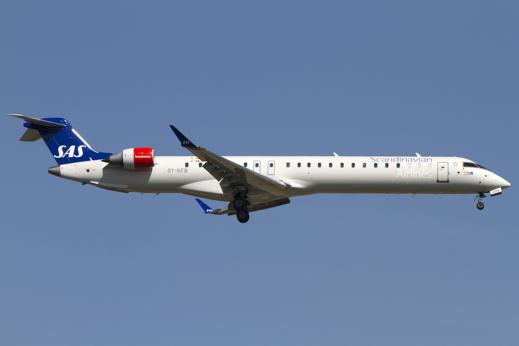 SAS, OY-KFB, Bombardier, CRJ-900, 24.04.2010, FRA, Frankfurt, Germany 


