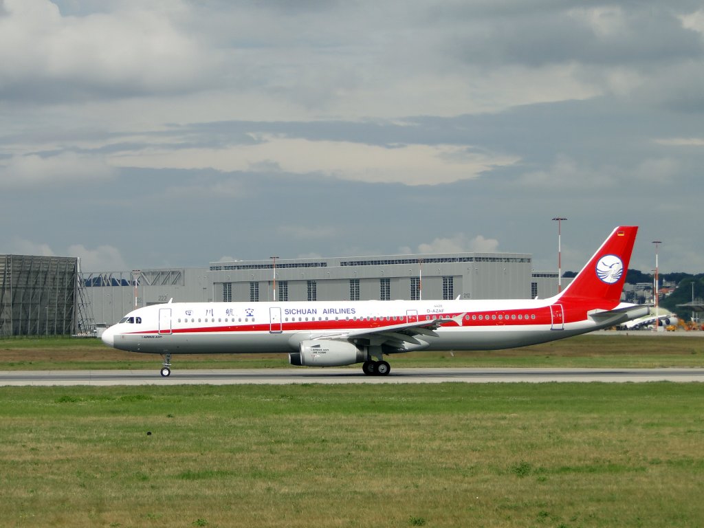 Sichuan Airlines   Airbus A321  13.08.2010 Hamburg
