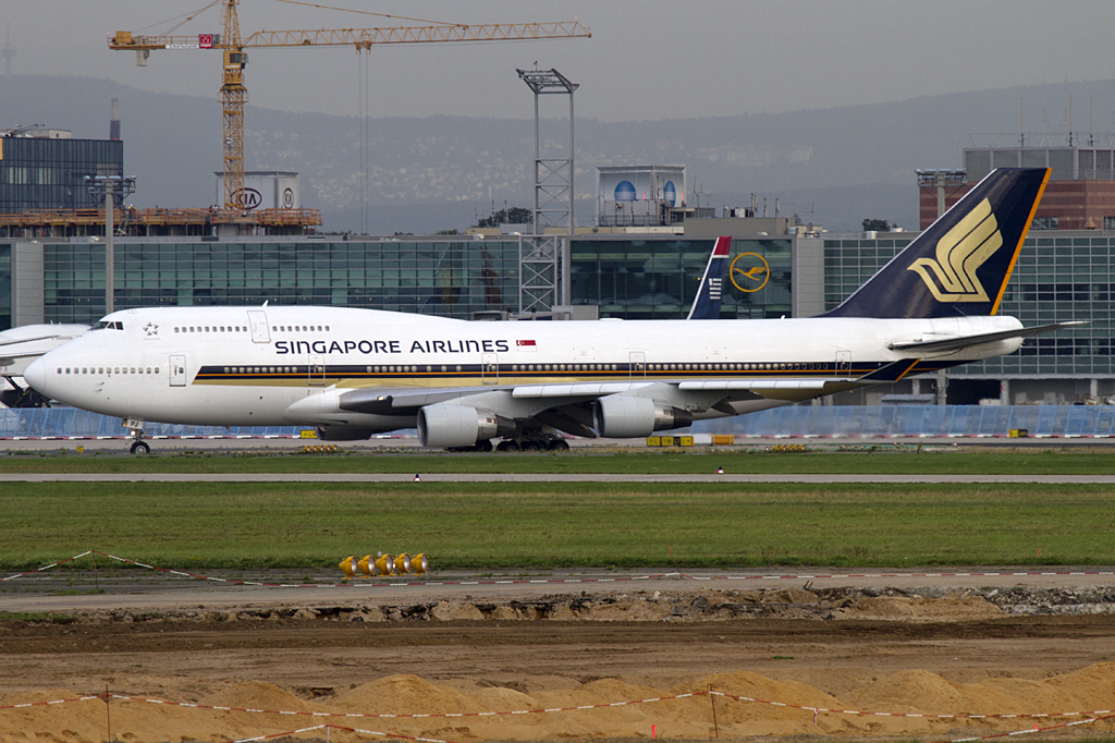 Singapore Airlines, 9V-SPJ, Boeing, B747-412, 26.08.2010, FRA, Frankfurt, Germany




