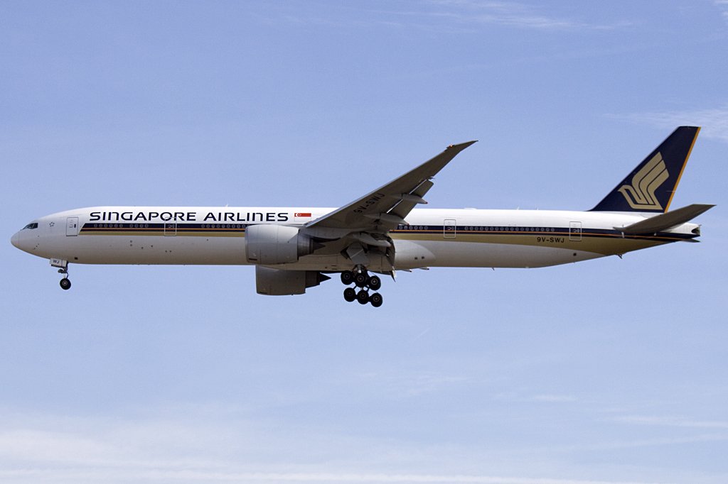 Singapore Airlines, 9V-SWJ, Boeing, B777-312ER, 27.02.2010, MXP, Mailand, Italy 

