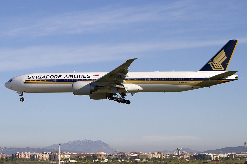 Singapore Airlines, 9V-SWL, Boeing, B777-312ER, 01.05.2013, BCN, Barcelona, Spain

