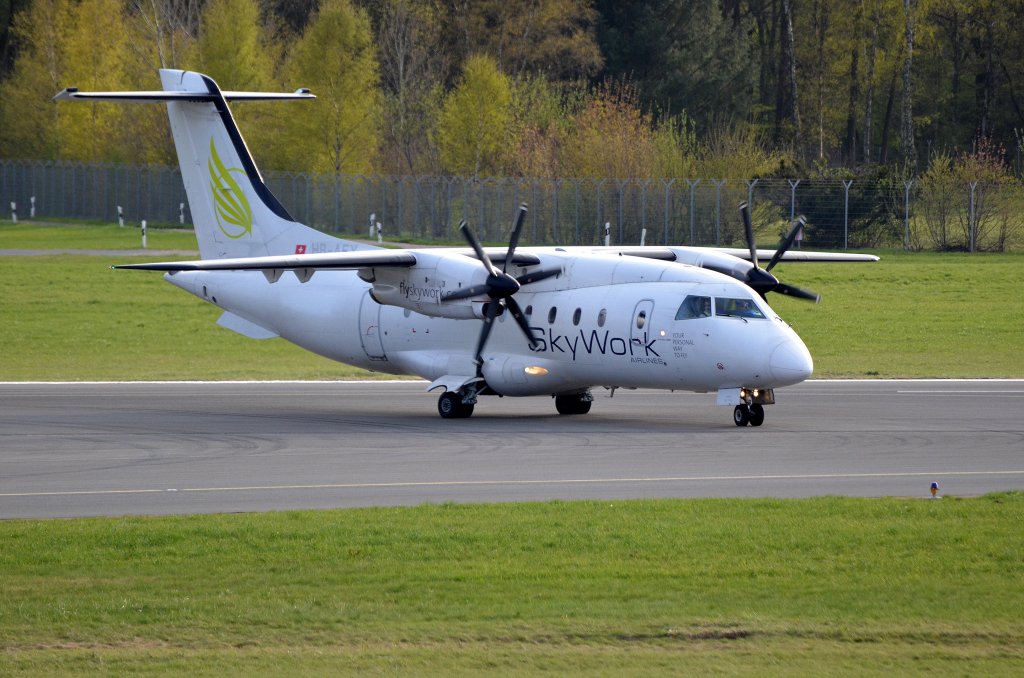 Sky Work Dornier 328 HB-AEY am 02.05.13 nach der Landung in Hamburg Fuhlsbttel.