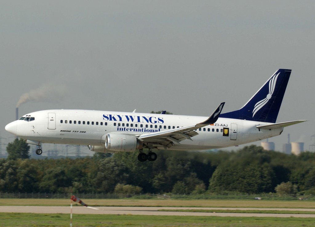 Skywings International, Z3-AAJ, Boeing 737-300, 2010.09.22, DUS-EDDL, Dsseldorf, Germany 


