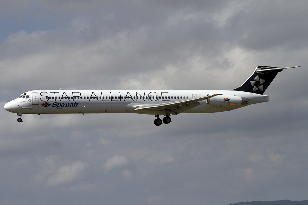 Spanair, EC-GXU, McDonnell Douglas, MD-83, 10.09.2010, BCN, Barcelona, Spain 



