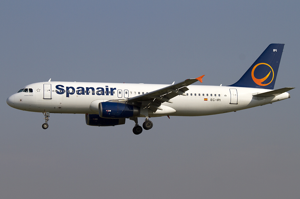 Spanair, EC-IPI, Airbus, A320-232, 06.09.2010, BCN, Barcelona, Spain 



