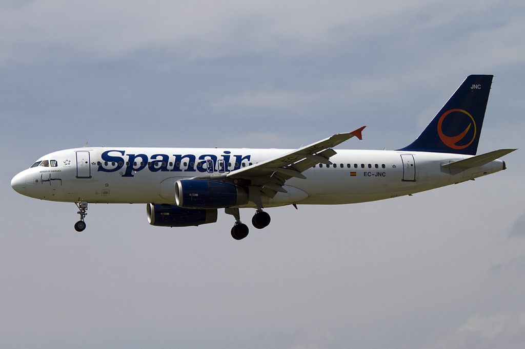 Spanair, EC-JNC, Airbus, A320-232, 18.06.2011, BCN, Barcelona, Spain


