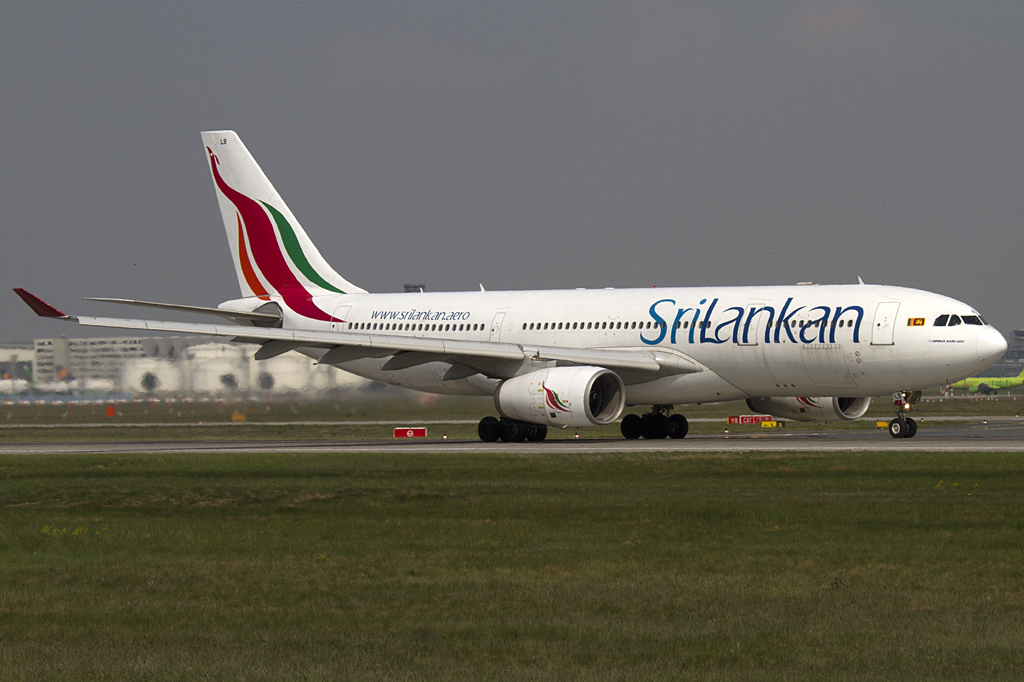 SriLankan Airlines, 4R-ALB, Airbus, A330-243, 24.04.2011, FRA, Frankfurt, Germany 




