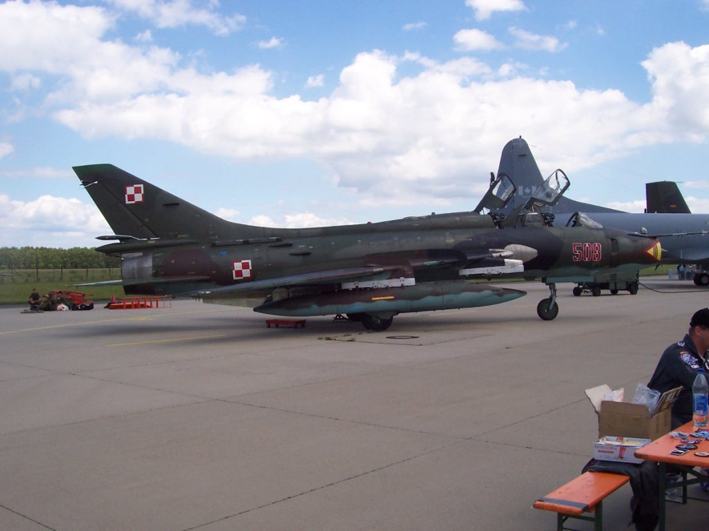 Suchoi Su-22UM-3K Fitter-G - 508 - Polish Air Force

aufgenommen am 17. Juni 2007 whrend des Tag der offenen Tr auf der NATO Air Base Geilenkirchen