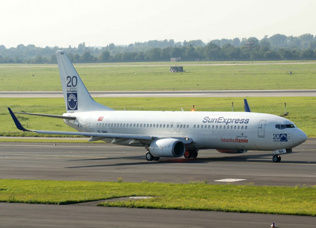 SunExpress, TC-SNH, Boeing 737-800 WL, 2010.09.22, DUS-EDDL, Dsseldorf, Germany 

