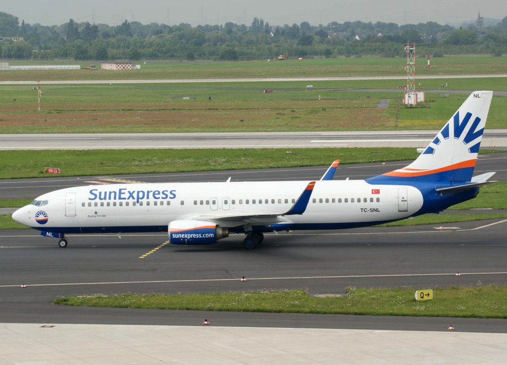 SunExpress, TC-SNL, Boeing 737-800 wl (neue SE-Lackierung), 28.07.2011, DUS-EDDL, Düsseldorf, Germany 

