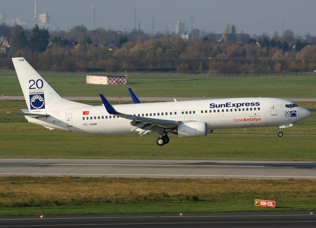SunExpress, TC-SNM, Boeing 737-800 WL, 2010.11.21, DUS-EDDL, Dsseldorf, Germany 

