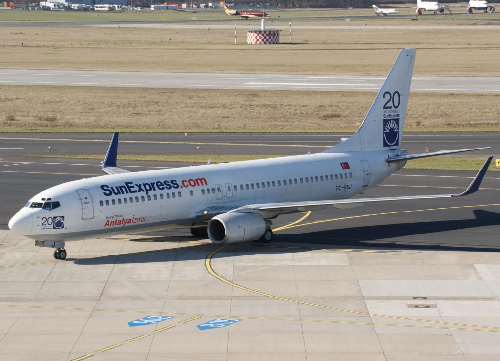 SunExpress, TC-SUJ, Boeing 737-800 WL, 2010.03.03, DUS-EDDL, Dsseldorf, Germany 


