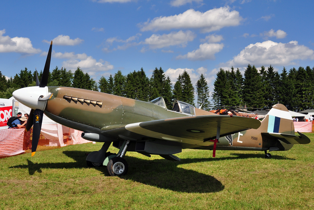 Supermarine Spitfire Mk XIX in Breitscheid - 21.08.2010