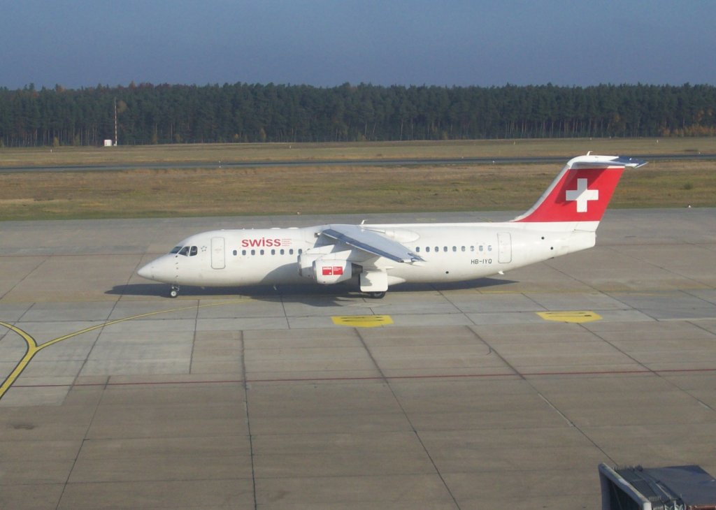 Swiss airlines
Typ:ARJ Avrojet BAe 146
Flughafen:Nrnberg EDDN
Kennung:HB-IYO
Datum:20.11.11
