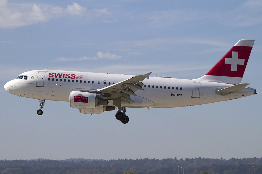 Swiss, HB-IPR, Airbus, A319-112, 03.10.2010, ZRH, Zrich, Switzerland 




