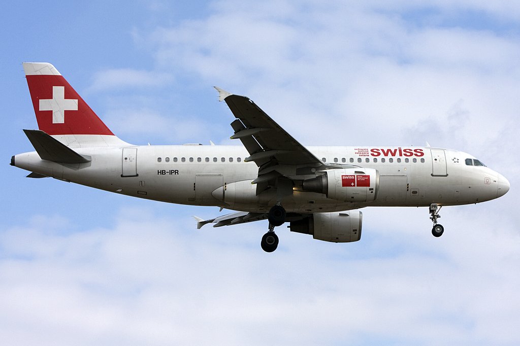 Swiss, HB-IPR, Airbus, A319-112, 20.02.2010, ZRH, Zrich, Switzerland 


