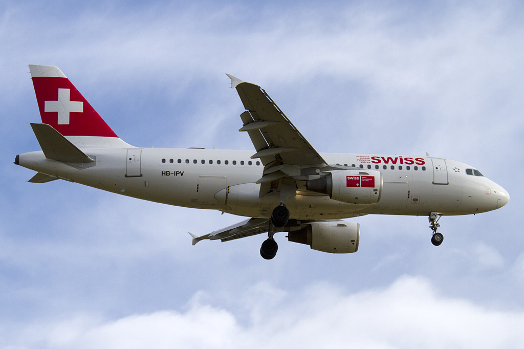 Swiss, HB-IPV, Airbus, A319-112, 15.01.2011, ZRH, Zuerich, Switzerland



