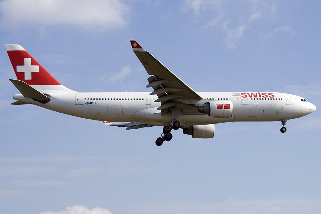 Swiss, HB-IQH, Airbus, A330-223, 20.02.2010, ZRH, Zrich, Switzerland 




