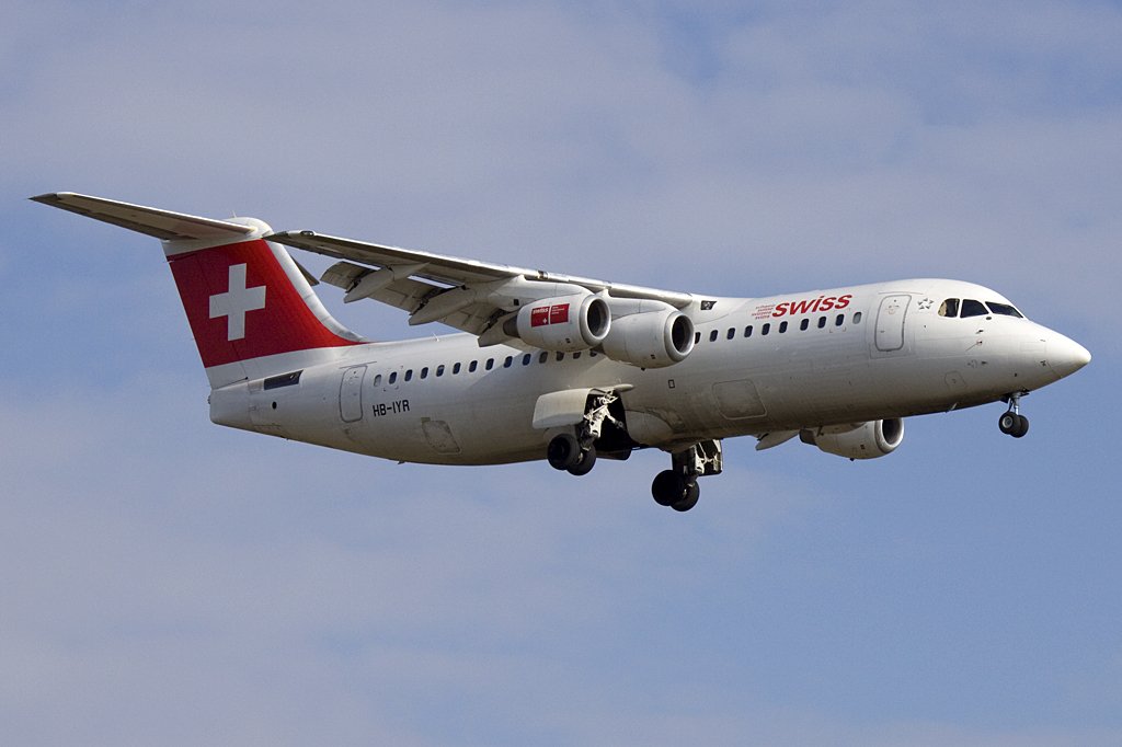 Swiss, HB-IYR, BAe, ARJ-100, 20.02.2010, ZRH, Zrich, Switzerland 

