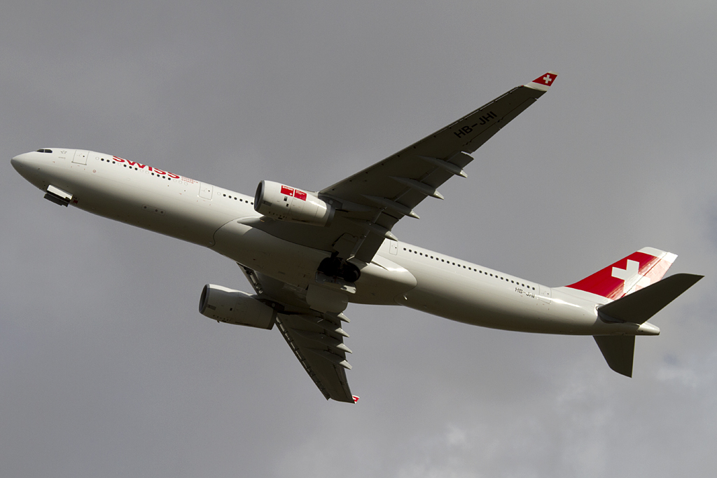 Swiss, HB-JHI, Airbus, A330-343E, 15.01.2011, ZRH, Zuerich, Switzerland 




