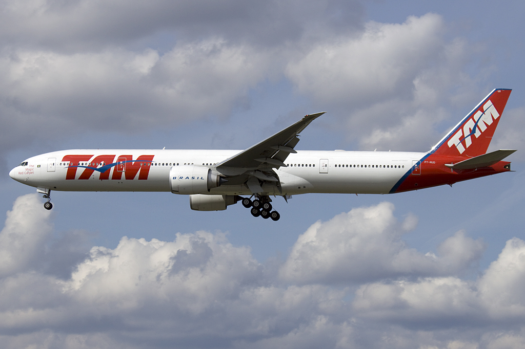 TAM, PT-MUD, Boeing, B777-32W-ER, 02.04.2010, FRA, Frankfurt, Germany 


