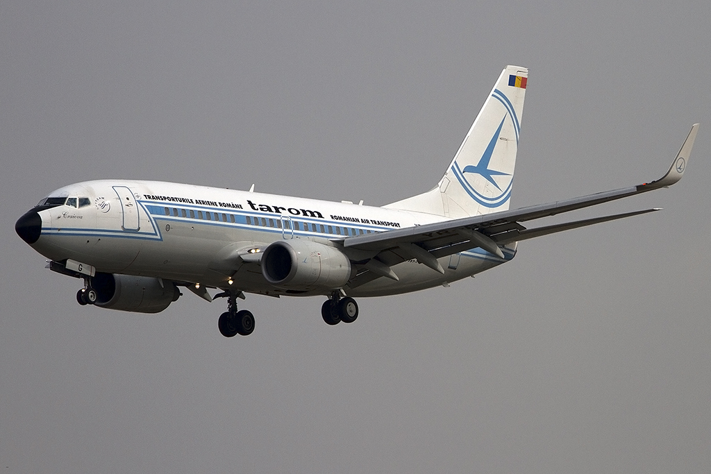 Tarom, YR-BGG, Boeing, B737-78J, 08.09.2012, BCN, Barcelona, Spain 




