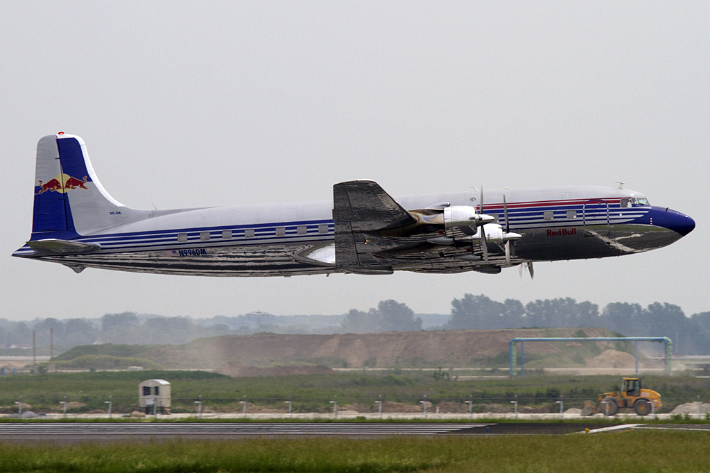 The Flying Bulls, N996DM, Douglas, DC-6B, 10.06.2010, SXF, Berlin-Schnefeld, Germany 


