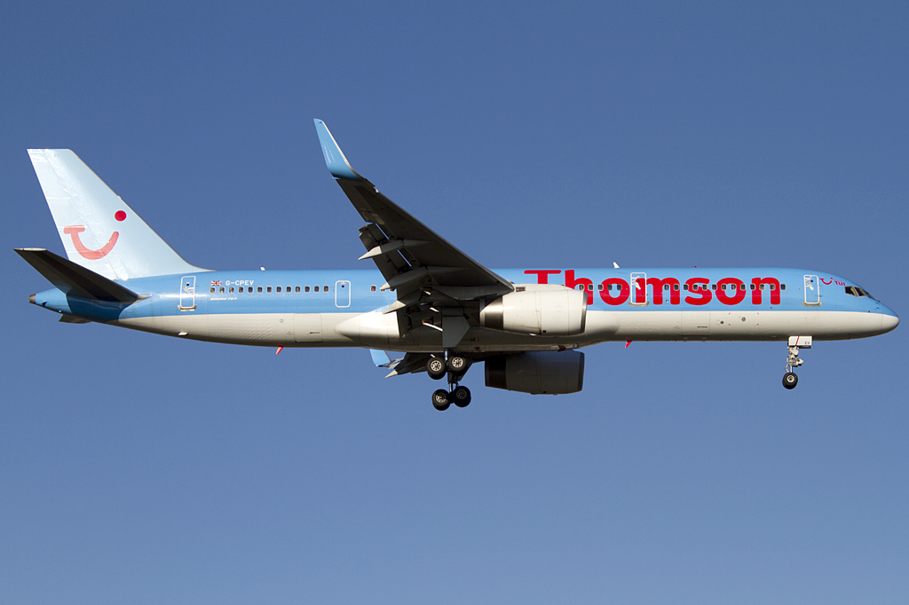 Thomsonfly, G-CPEV, Boeing, B757-236, 14.01.2012, GVA, Geneve, Switzerland




