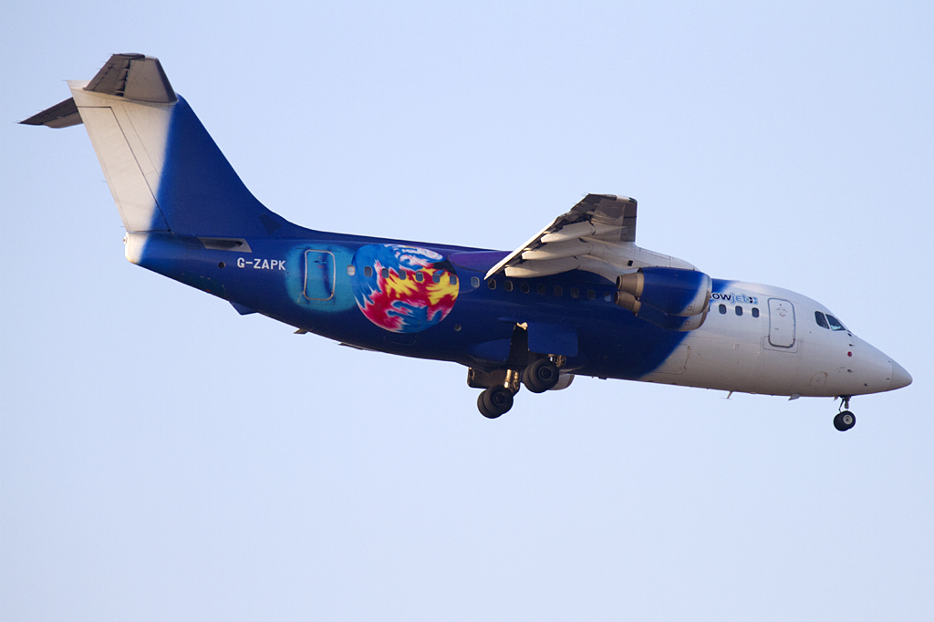 Titan Airways, G-ZAPK, BAe, 146-200, 22.02.2011, FRA, Frankfurt, Germany



