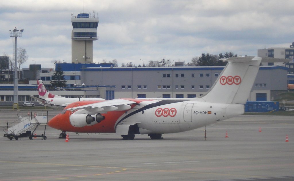 TNT Airways,EC-HDH,(c/n E2056),British Aerospace BAe 146-200QT,13.04.2012,GDN-EPGD,Gdansk,Polen