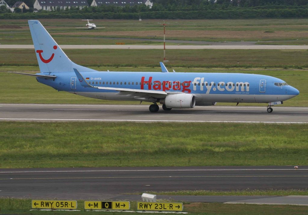 TUIfly, D-AHFA, Boeing 737-800 WL (blaue Lackierung), 2008.05.22, DUS-EDDL, Dsseldorf, Germany 

