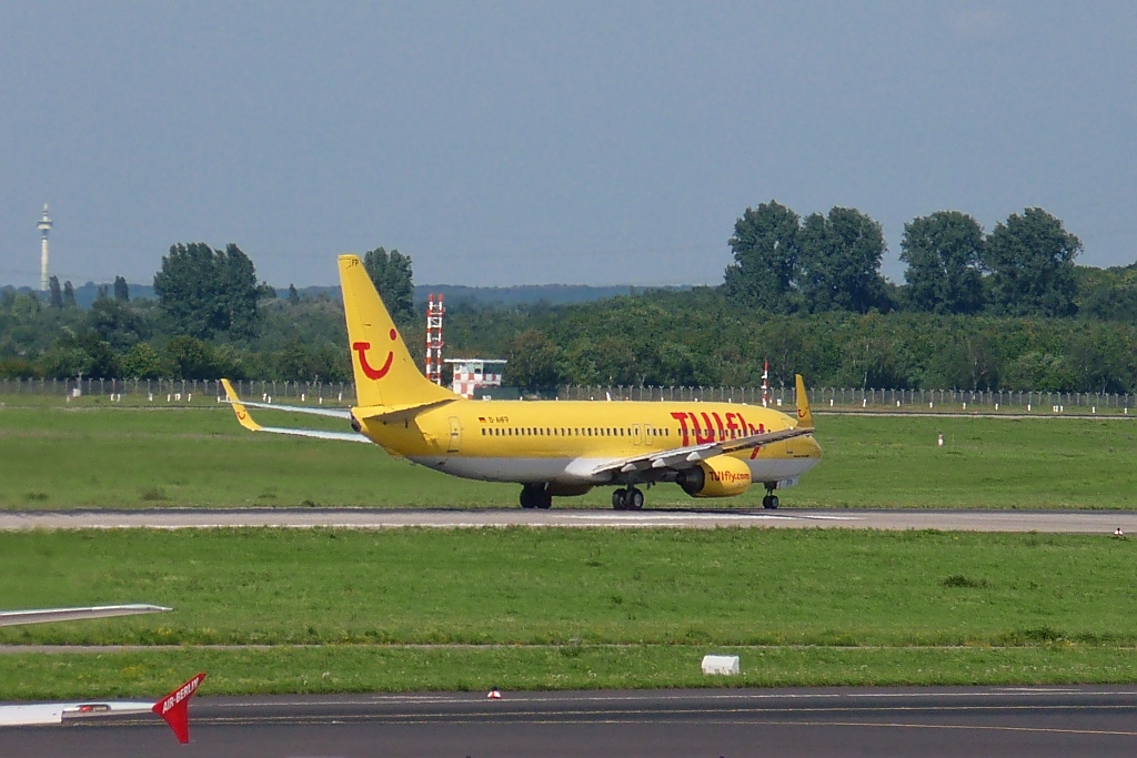 TUIfly D-AHFP, Boeing 737-800, in DUS am 6.9.12 