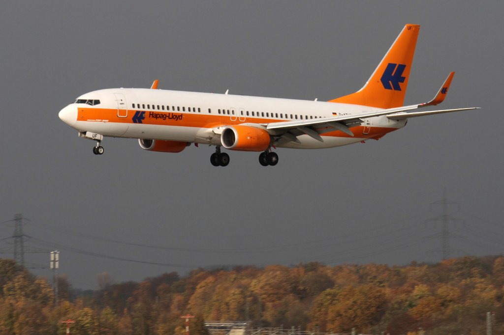 TUIfly, D-ATUF  Hapag-Lloyd , Boeing, 737-800 wl, 10.11.2012, DUS-EDDL, Dsseldorf, Germany 