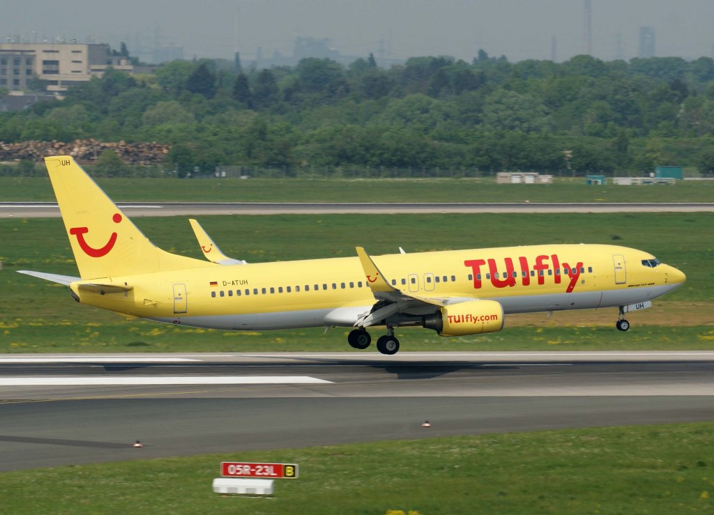 TUIfly, D-ATUH, Boeing 737-800 WL, 29.04.2011, DUS-EDDL, Dsseldorf, Germany 

