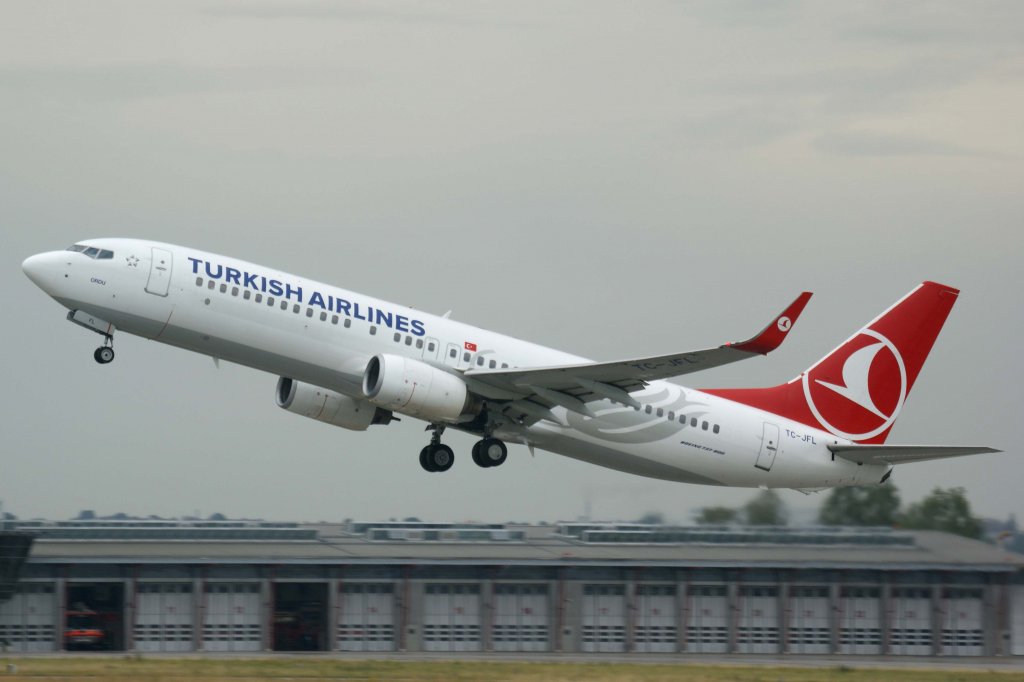 Turkish Airlines, TC-JFL  Ordu , Boeing, 737-800 wl (neue TA-Lackierung), 21.04.2012, STR-EDDS, Stuttgart, Germany 