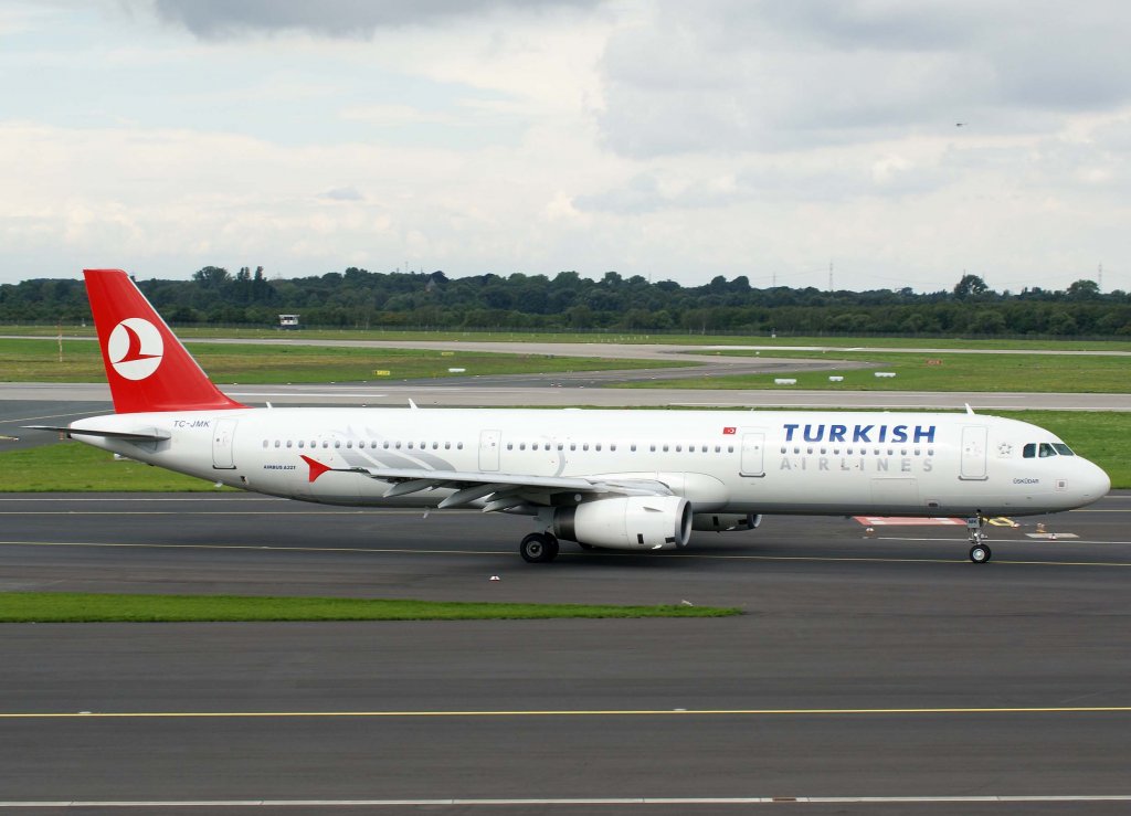 Turkish Airlines, TC-JMK, Airbus A 321-200  skdar , 2010.08.28, DUS-EDDL, Dsseldorf, Germany 

