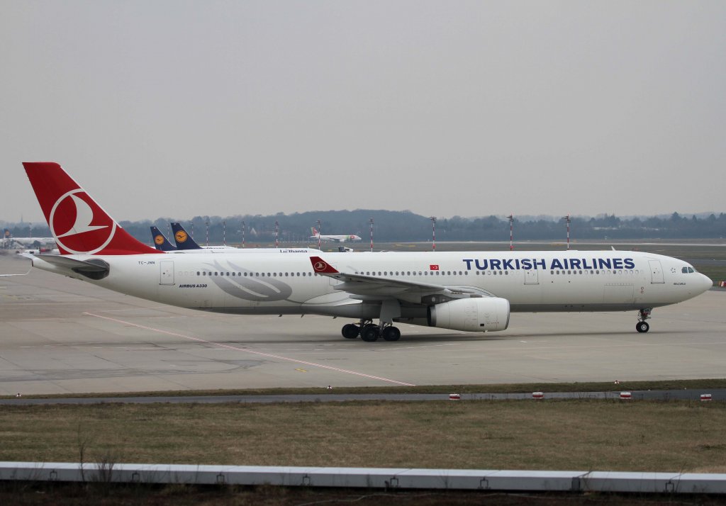 Turkish Airlines, TC-JNN  Selcuklu , Airbus, A 330-300 (neue TA-Lackierung), 11.03.2013, DUS-EDDL, Dsseldorf, Germany 