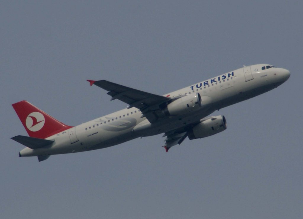 Turkish Airlines, TC-JPL, Airbus A 320-200  Goreme , 2009.09.16, FRA-EDDF, Frankfurt, Germany 

