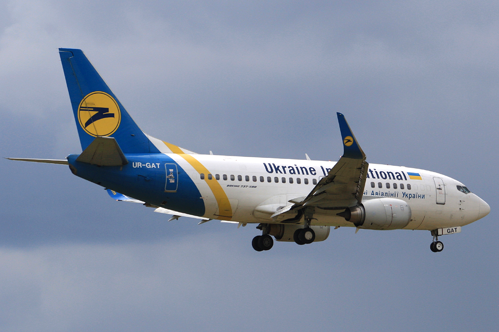 Ukraine International 
Boeing 737-528
UR-GAT 
TXL Berlin [Tegel], Germany
18.06.11