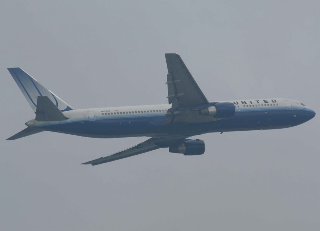 United Airlines, N646UA, Boeing 767-300 ER, 2009.09.16, FRA, Frankfurt, Germany