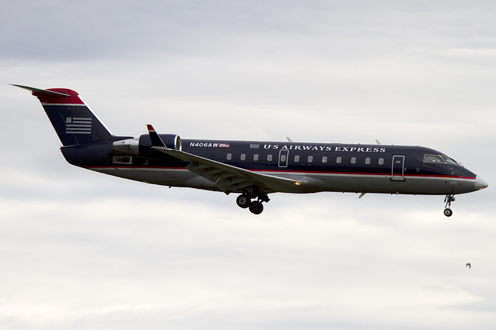 US Airways - Express, N406AW, Bombardier, CRJ-200LR, 24.08.2011, YUL, Montreal, Canada 





