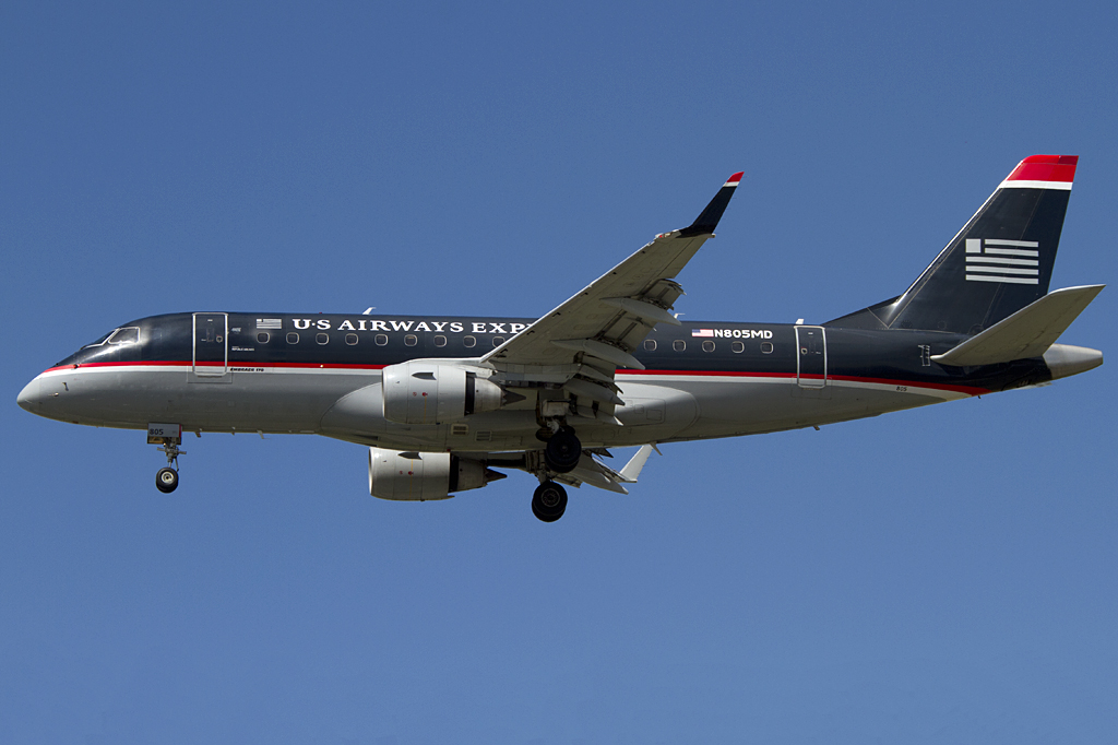 US Airways - Express, N805MD, Embraer, ERJ-170, 24.08.2011, YUL, Montreal, Canada 




