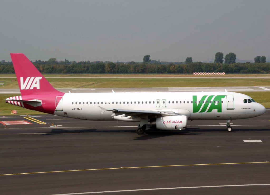 VIA Bulgarian Airways, LZ-MDT, Airbus A 320-200, 2009.09.09, DUS-EDDL, Dsseldorf, Germany 

