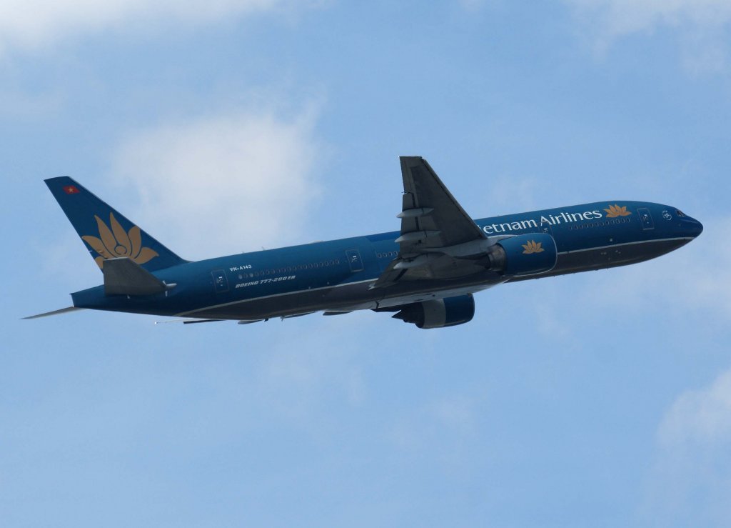 Vietnam Airlines, VN-A143, Boeing 777-200 ER, 02.08.2011, FRA-EDDF, Frankfurt, Germany 


