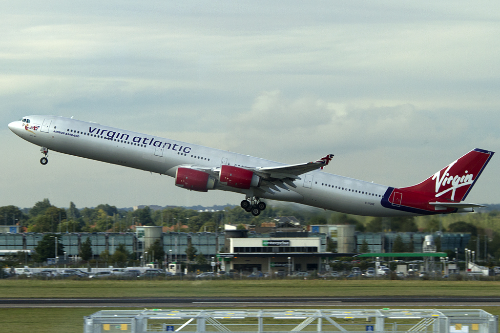 Virgin Atlantic, G-VOGE, Airbus, A340-642, 20.08.2011, LHR, London-Heathrow, Great Britain


