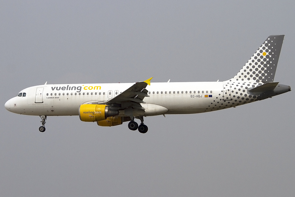 Vueling, EC-HQJ, Airbus, A320-214, 08.09.2012, BCN, Barcelona, Spain 




