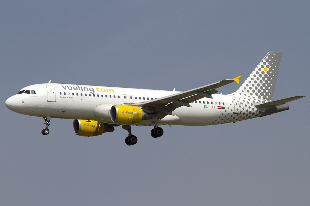 Vueling, EC-JYX, Airbus, A320-214, 06.09.2010, BCN, Barcelona, Spain 




