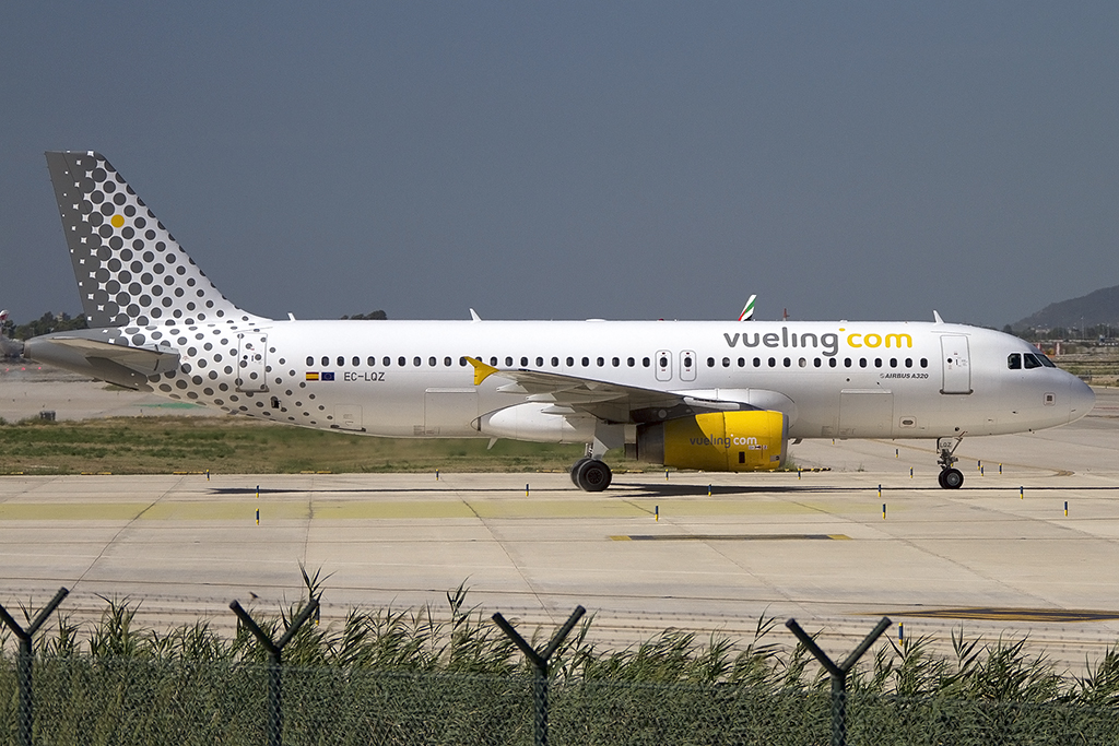 Vueling, EC-LQZ, Airbus, A320-232, 14.09.2012, BCN, Barcelona, Spain



