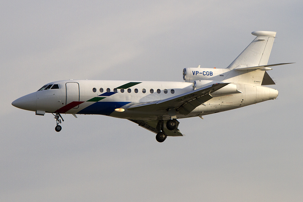 VW - Air Services, VP-CGB, Dassault, Falcon 900B, 29.04.2010, FRA, Frankfurt, Germany 


