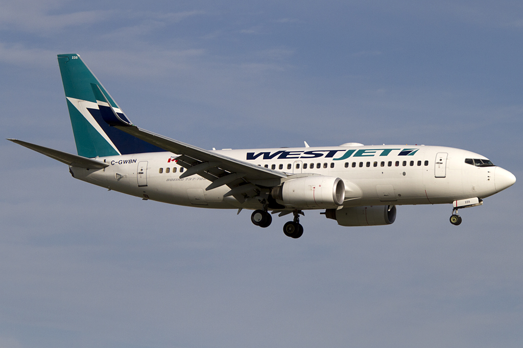 WestJet, C-GWBN, Boeing, B737-7CT, 31.08.2011, YUL, Montreal, Canada 




